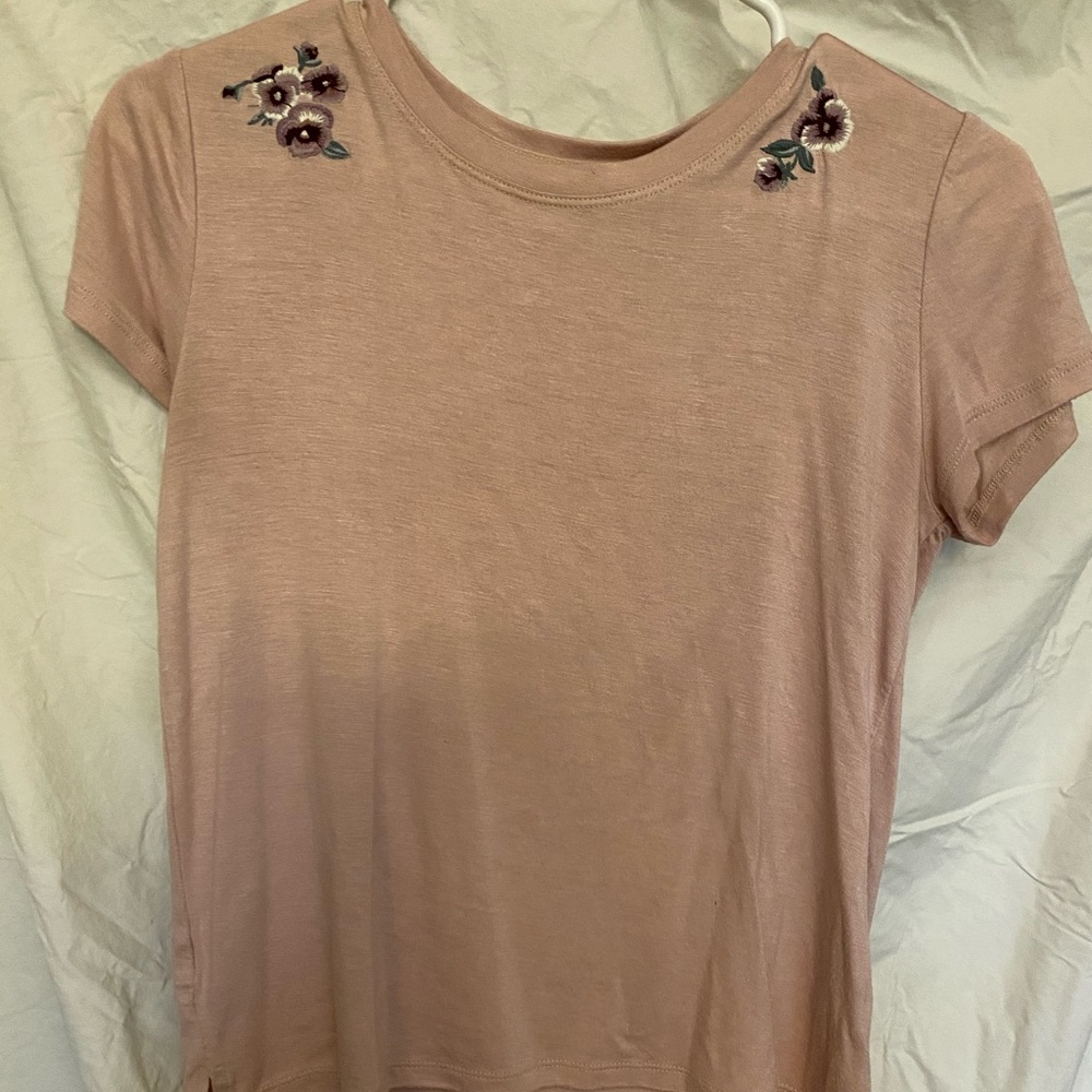 Aeropostale t shirt